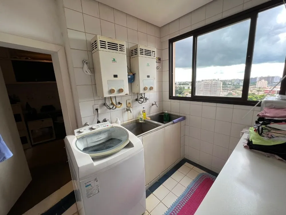 Apartamento, 3 quartos, 256 m² - Foto 2