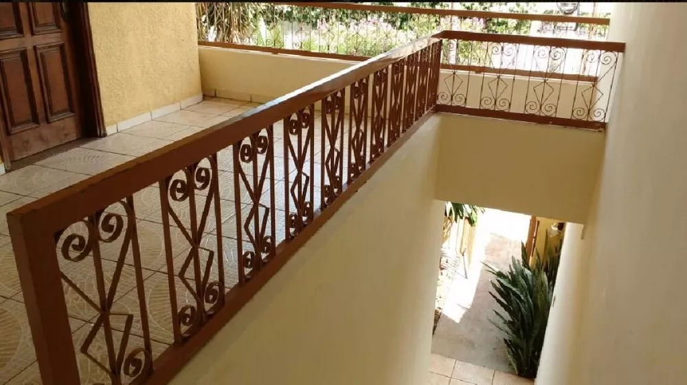 Casa, 3 quartos, 297 m² - Foto 2