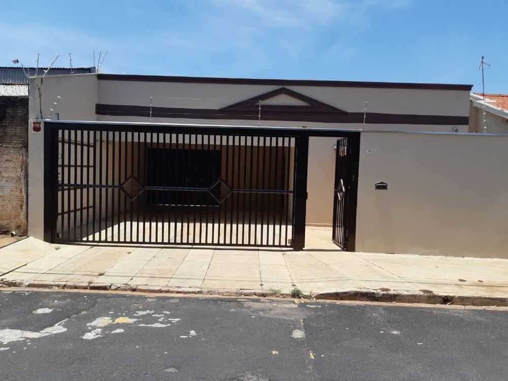 Casa, 3 quartos, 200 m² - Foto 1