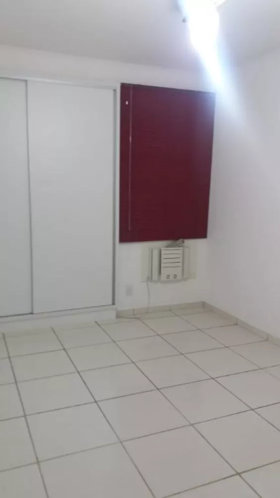 Apartamento à venda com 2 quartos, 72m² - Foto 2