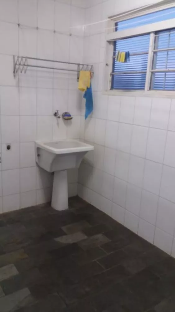 Apartamento à venda com 2 quartos, 72m² - Foto 3