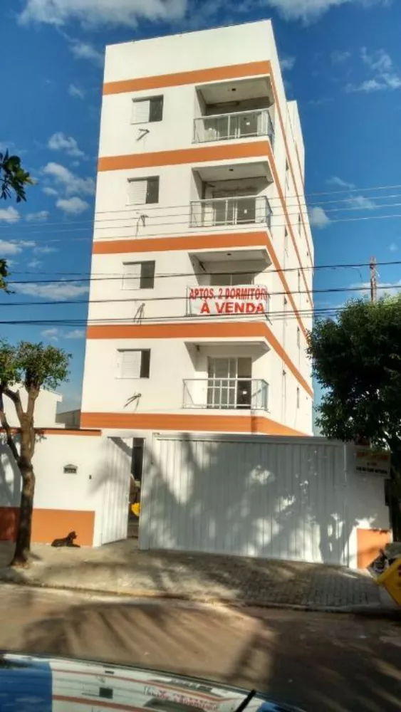 Apartamento à venda com 2 quartos, 50m² - Foto 1