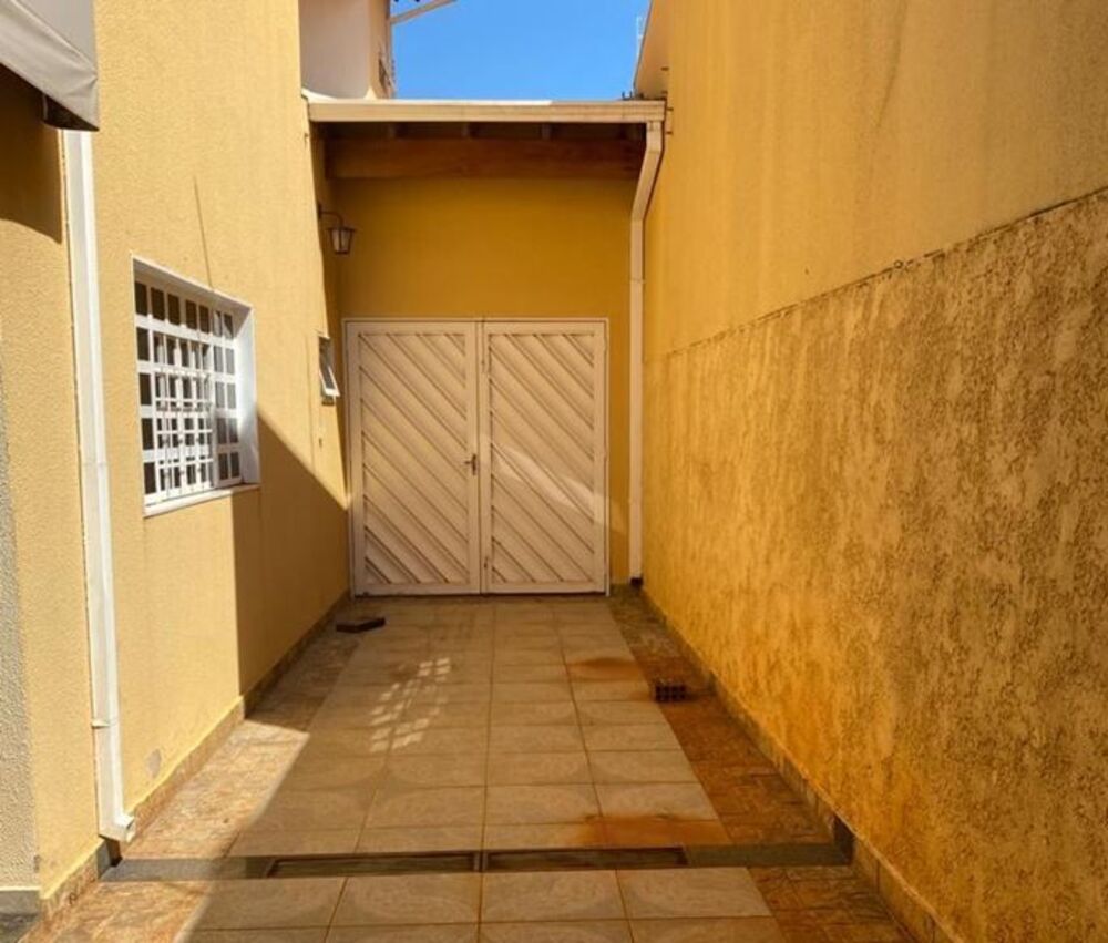 Casa, 3 quartos, 200 m² - Foto 2
