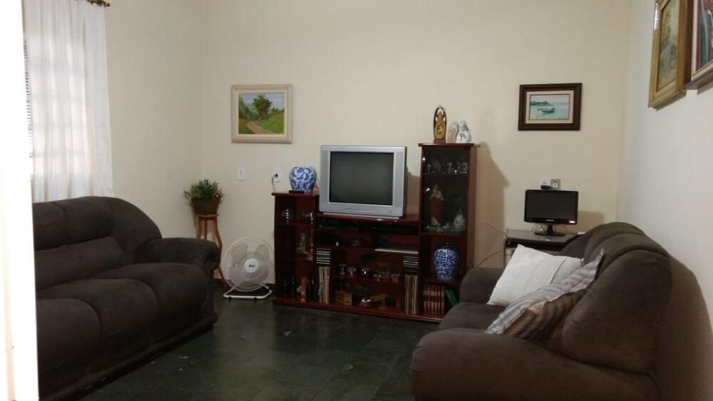 Casa, 4 quartos, 190 m² - Foto 1
