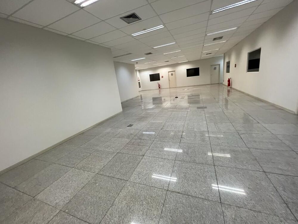 Prédio Inteiro para alugar, 1400m² - Foto 40