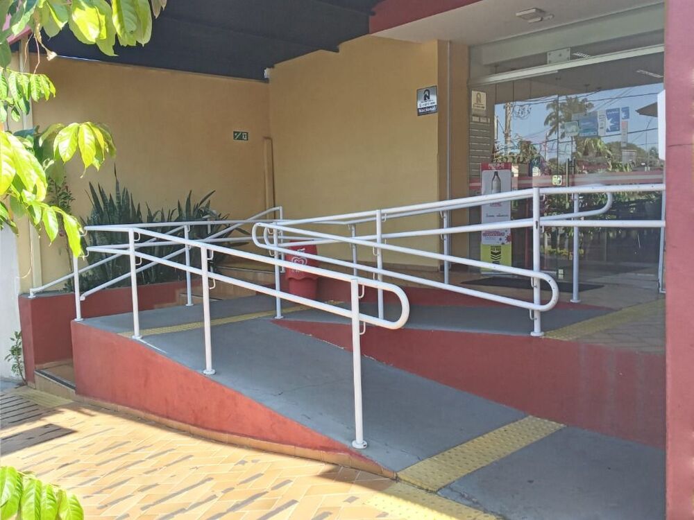Loja-Salão, 460 m² - Foto 1