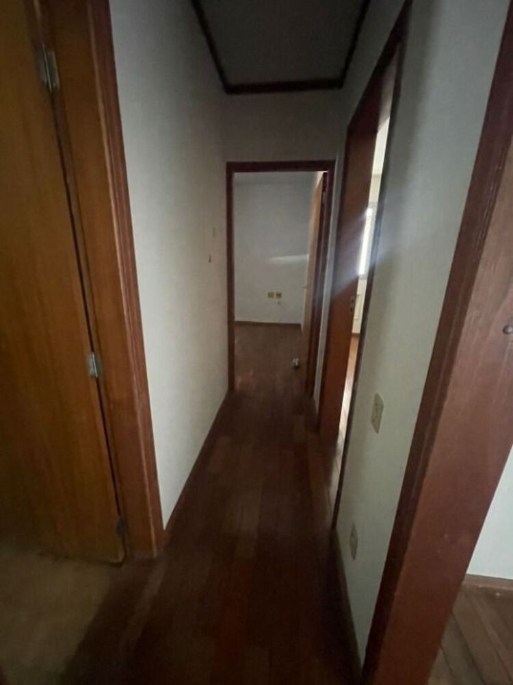 Apartamento à venda com 2 quartos, 80m² - Foto 2