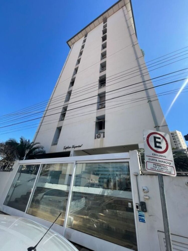 Apartamento à venda com 2 quartos, 80m² - Foto 1