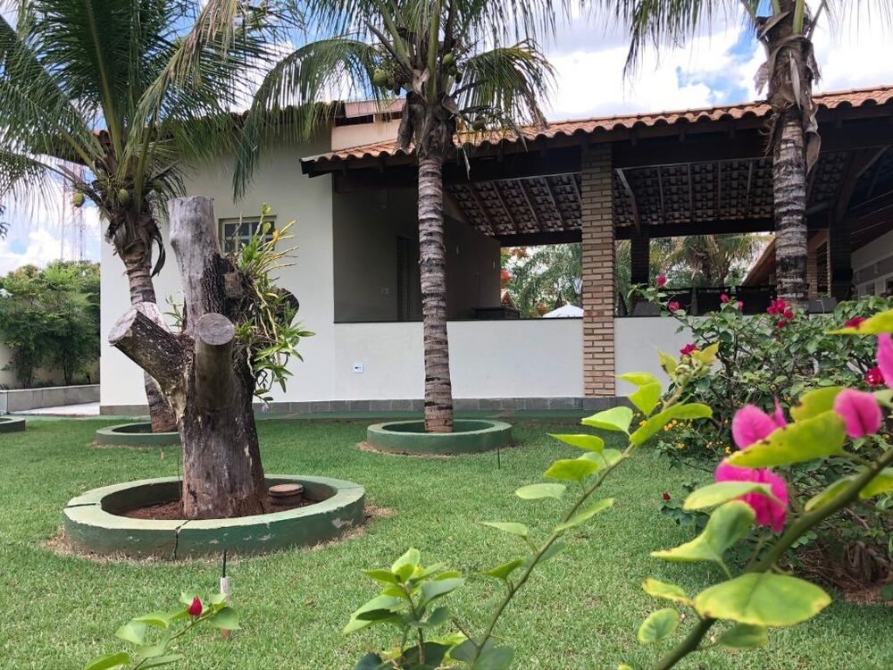 Chácara, 3 quartos, 2300 m² - Foto 1
