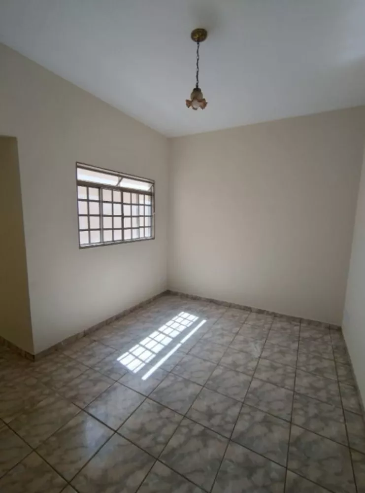 Casa, 3 quartos, 122 m² - Foto 2