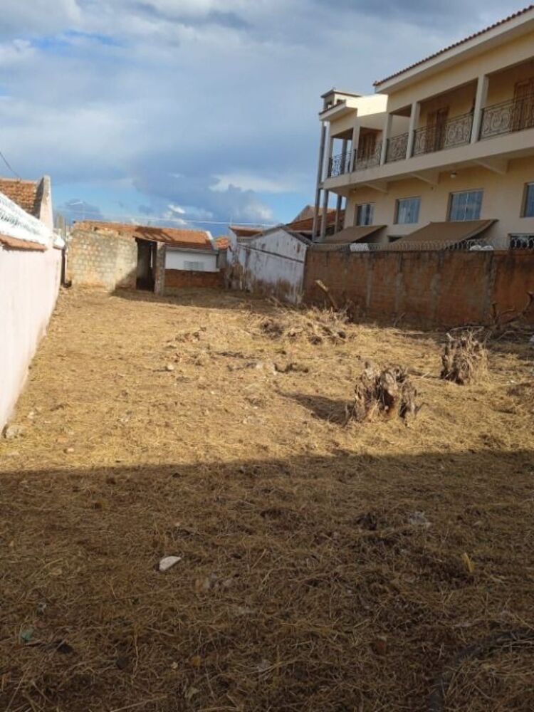 Terreno à venda, 484m² - Foto 2