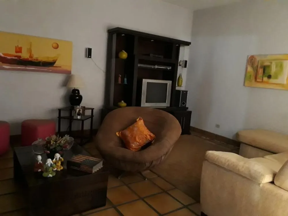Casa, 3 quartos, 230 m² - Foto 3