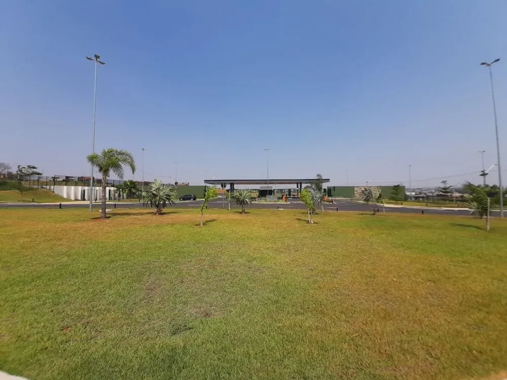 Loteamento e Condomínio, 304 m² - Foto 1