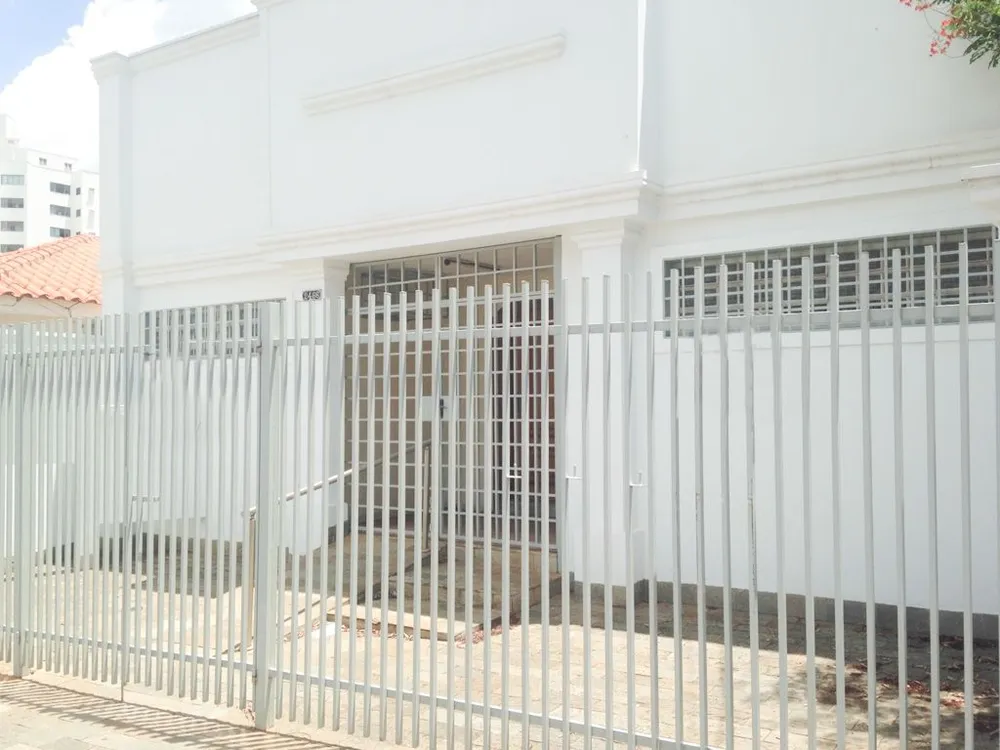 Casa, 3 quartos, 370 m² - Foto 2