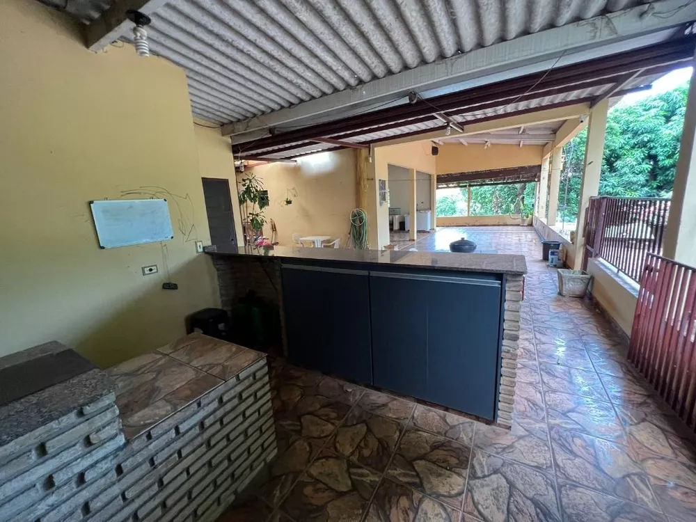 Casa para alugar com 3 quartos, 400m² - Foto 4