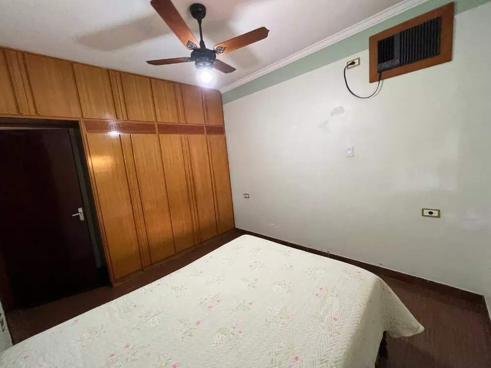 Casa para alugar com 3 quartos, 400m² - Foto 17