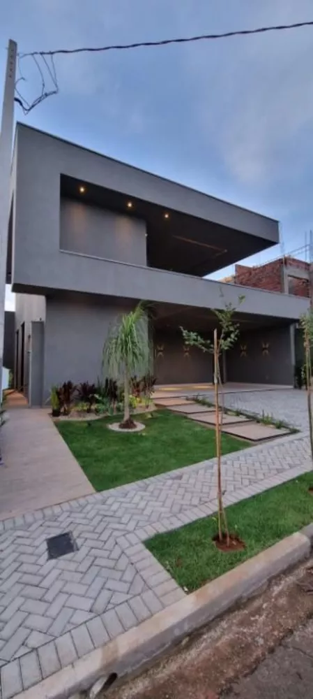 Casa de Condomínio à venda com 3 quartos, 203m² - Foto 2