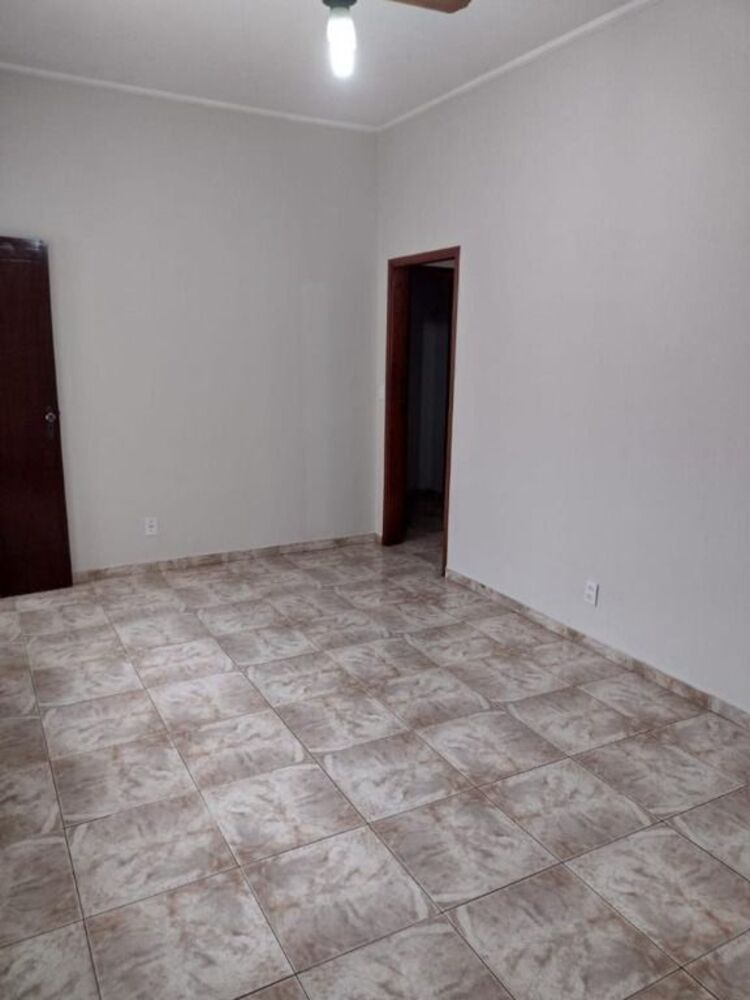Casa, 3 quartos, 225 m² - Foto 32