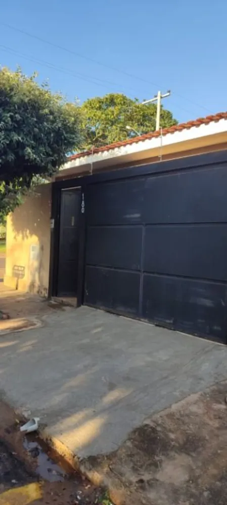 Casa, 3 quartos, 200 m² - Foto 1