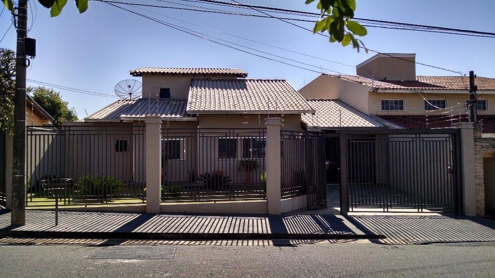 Casa, 3 quartos, 200 m² - Foto 2
