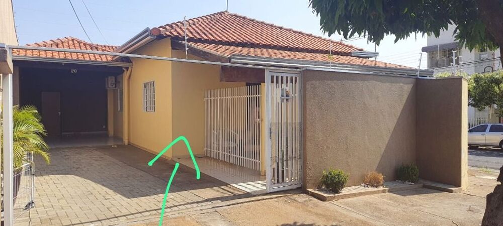 Casa, 4 quartos, 233 m² - Foto 1