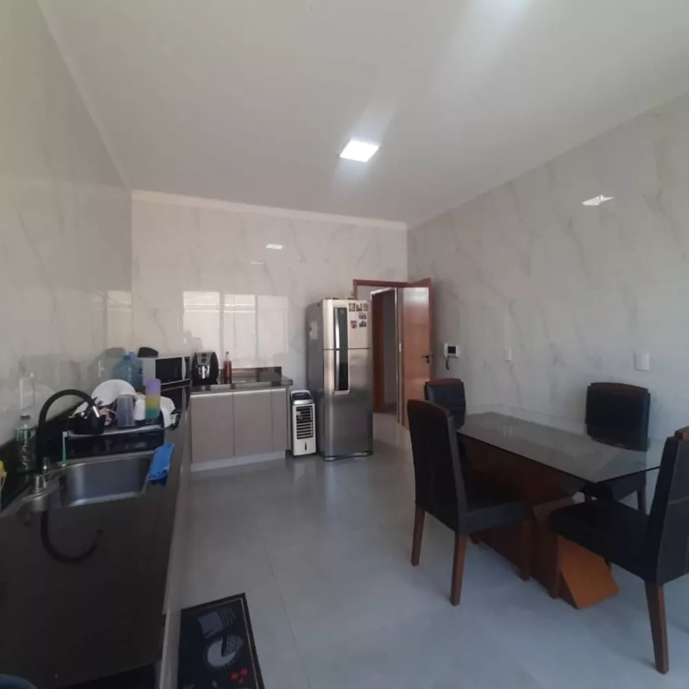 Casa à venda com 3 quartos, 133m² - Foto 8