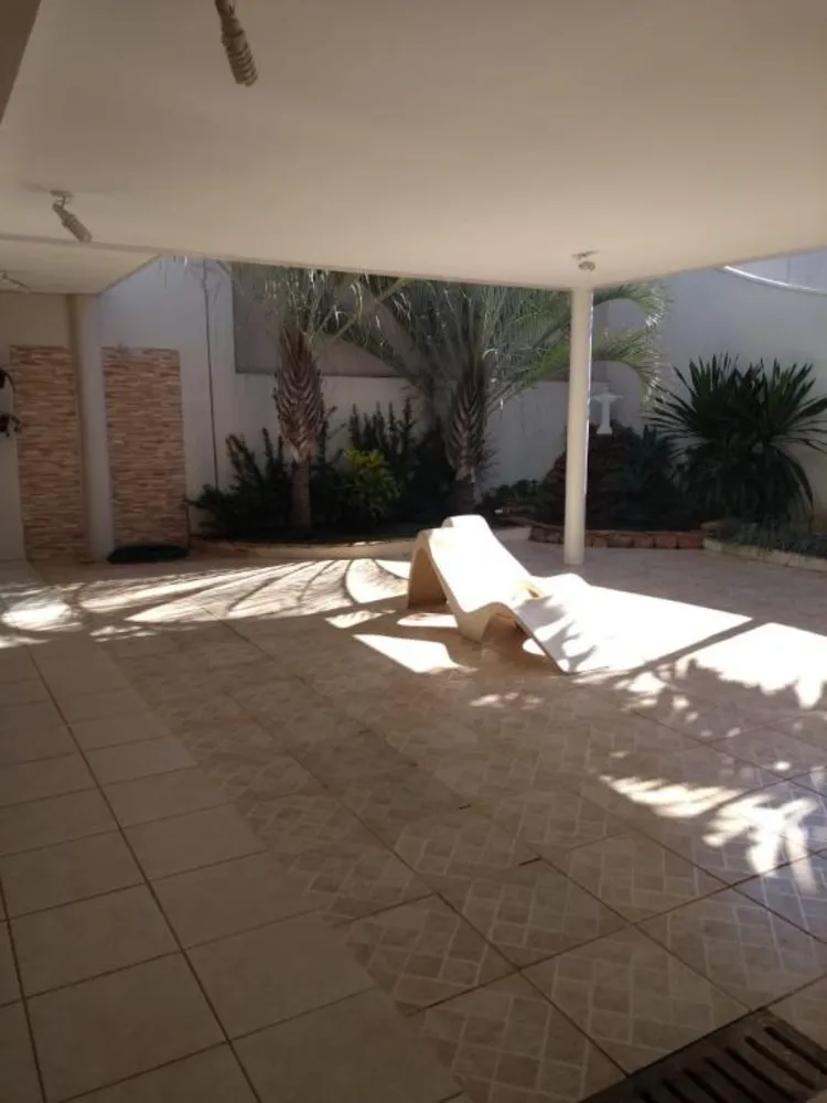 Sobrado, 4 quartos, 350 m² - Foto 2