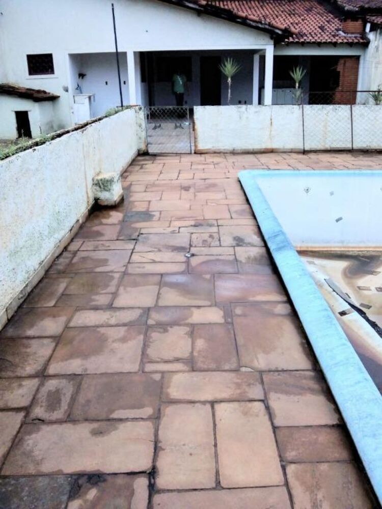 Casa à venda com 2 quartos, 120m² - Foto 3