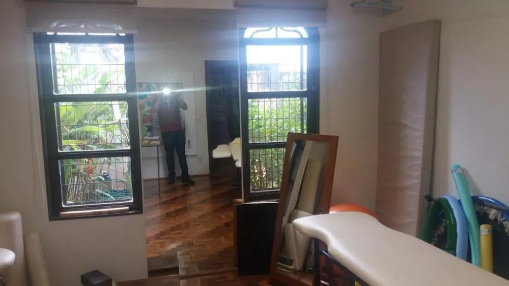 Casa à venda com 5 quartos, 450m² - Foto 4