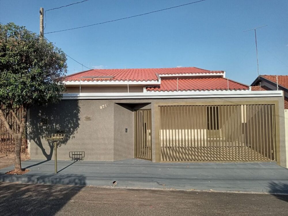Casa, 3 quartos, 140 m² - Foto 1