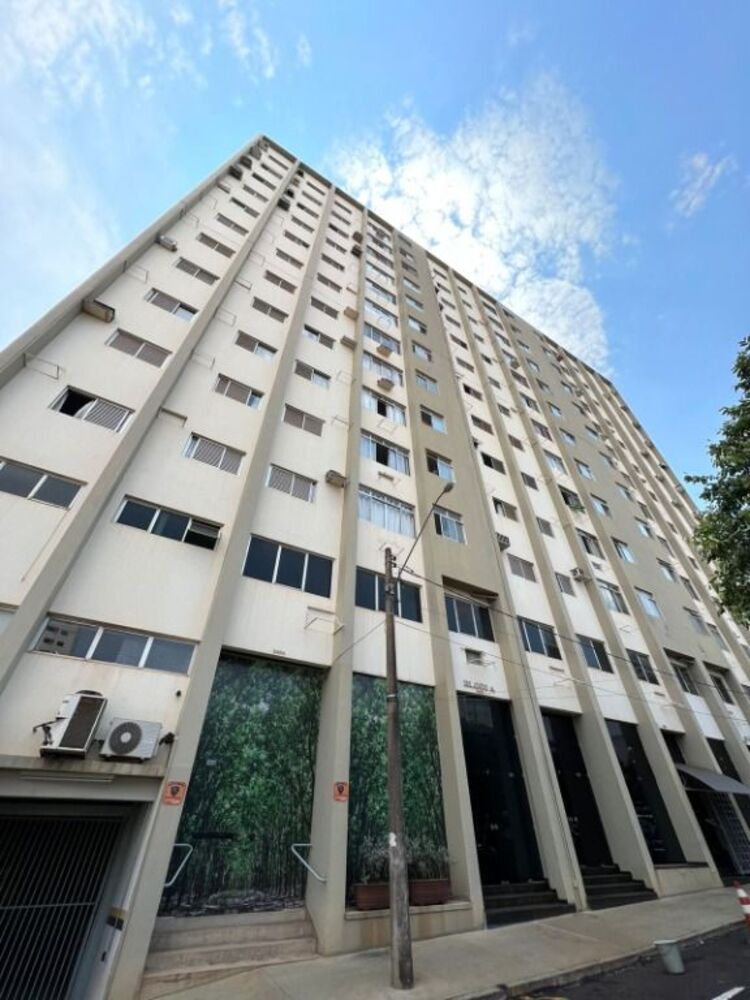 Apartamento à venda com 3 quartos, 120m² - Foto 1