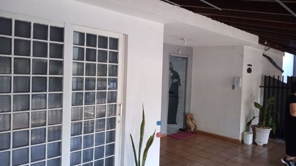 Casa, 2 quartos, 180 m² - Foto 1