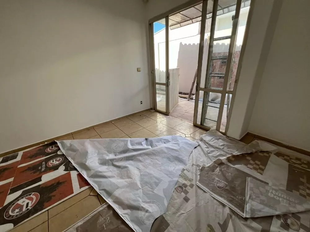 Casa para alugar com 4 quartos, 260m² - Foto 7