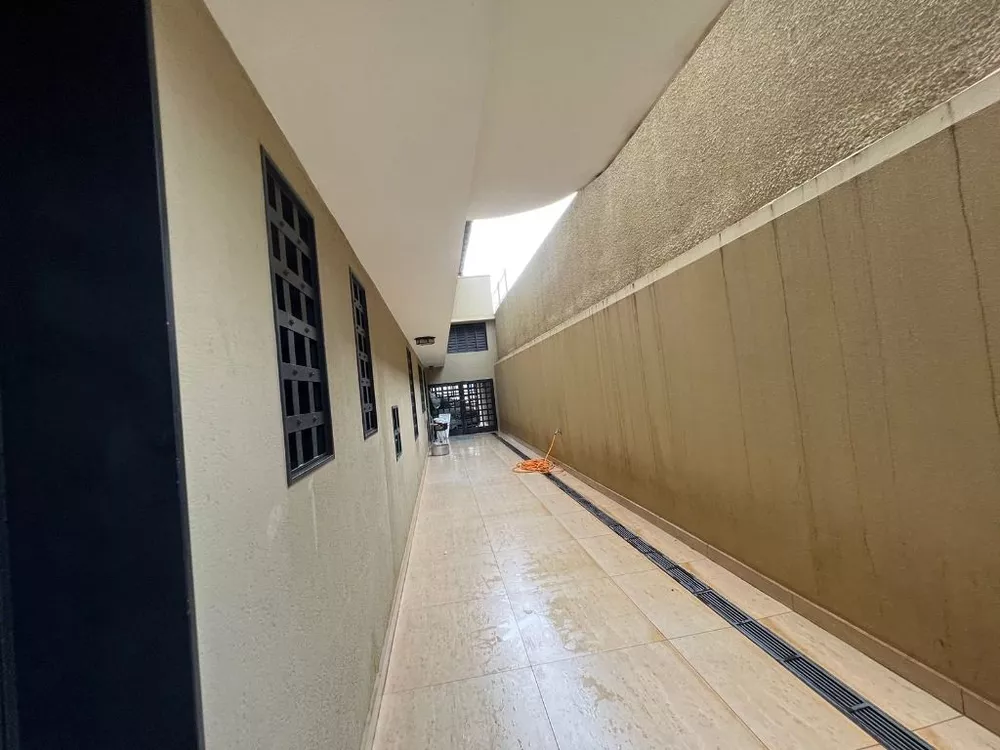 Casa, 4 quartos, 640 m² - Foto 17