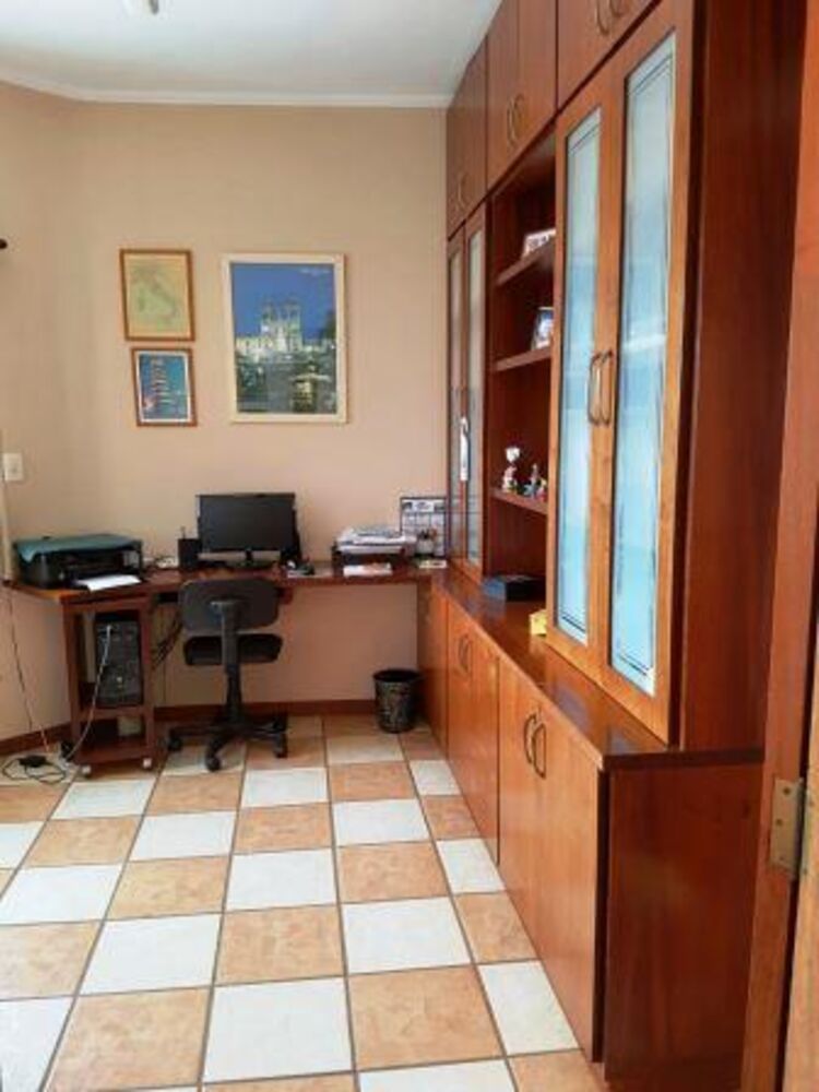 Casa, 3 quartos, 180 m² - Foto 3
