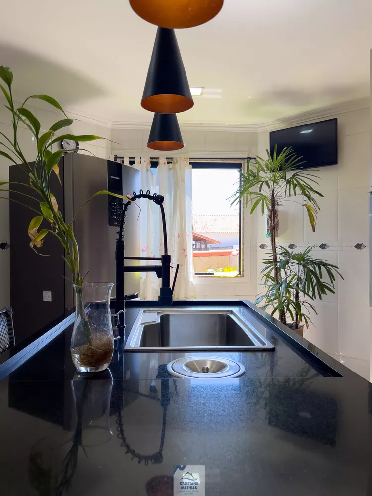 Casa, 4 quartos, 220 m² - Foto 27