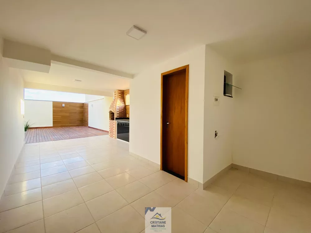 Casa, 3 quartos, 180 m² - Foto 2