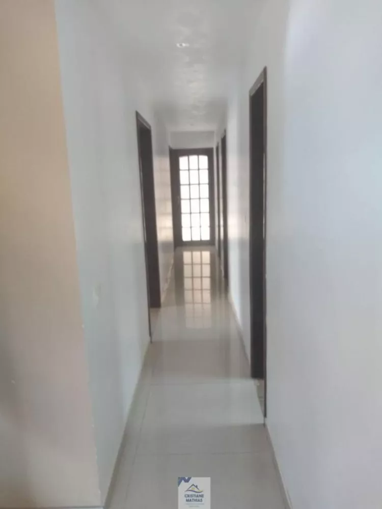 Casa, 6 quartos, 290 m² - Foto 3