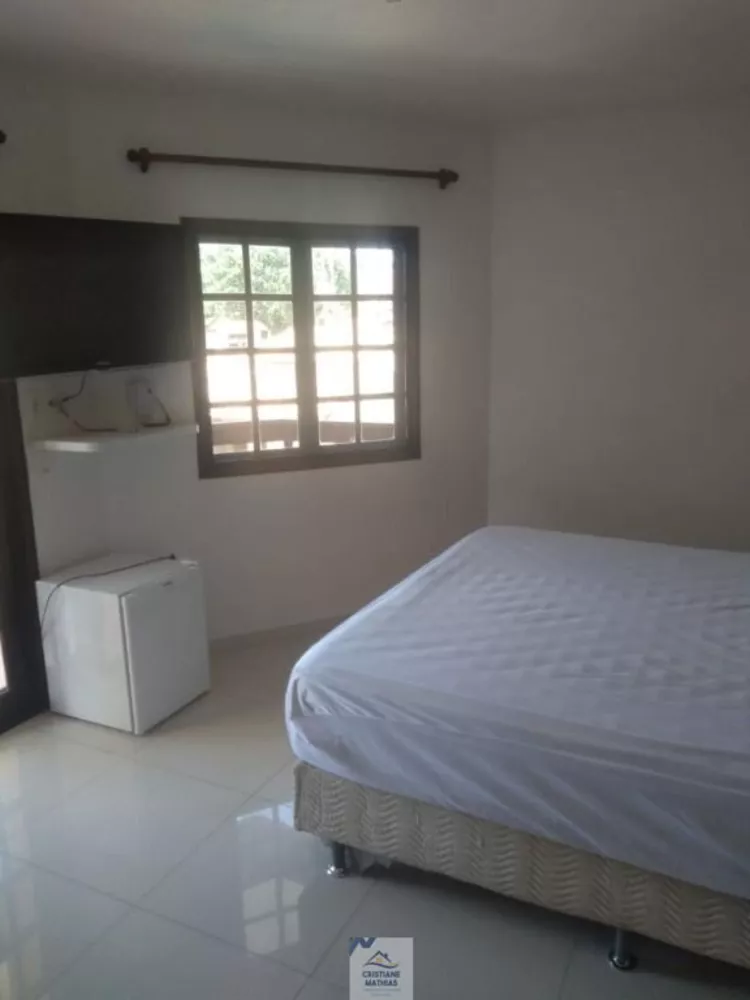Casa, 6 quartos, 290 m² - Foto 4
