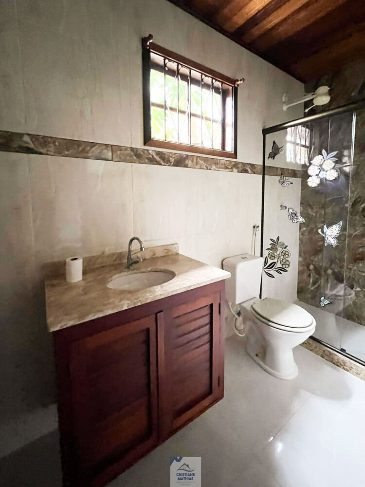 Casa à venda com 2 quartos, 250m² - Foto 2