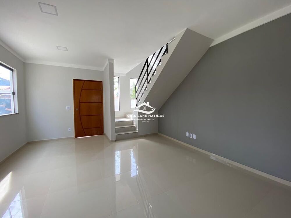 Casa à venda com 2 quartos, 83m² - Foto 3