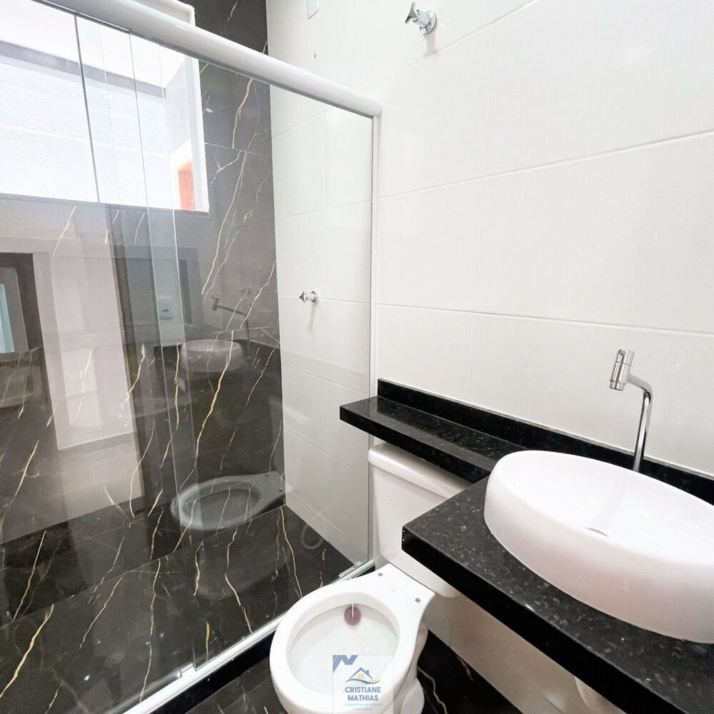 Casa à venda com 2 quartos, 70m² - Foto 3