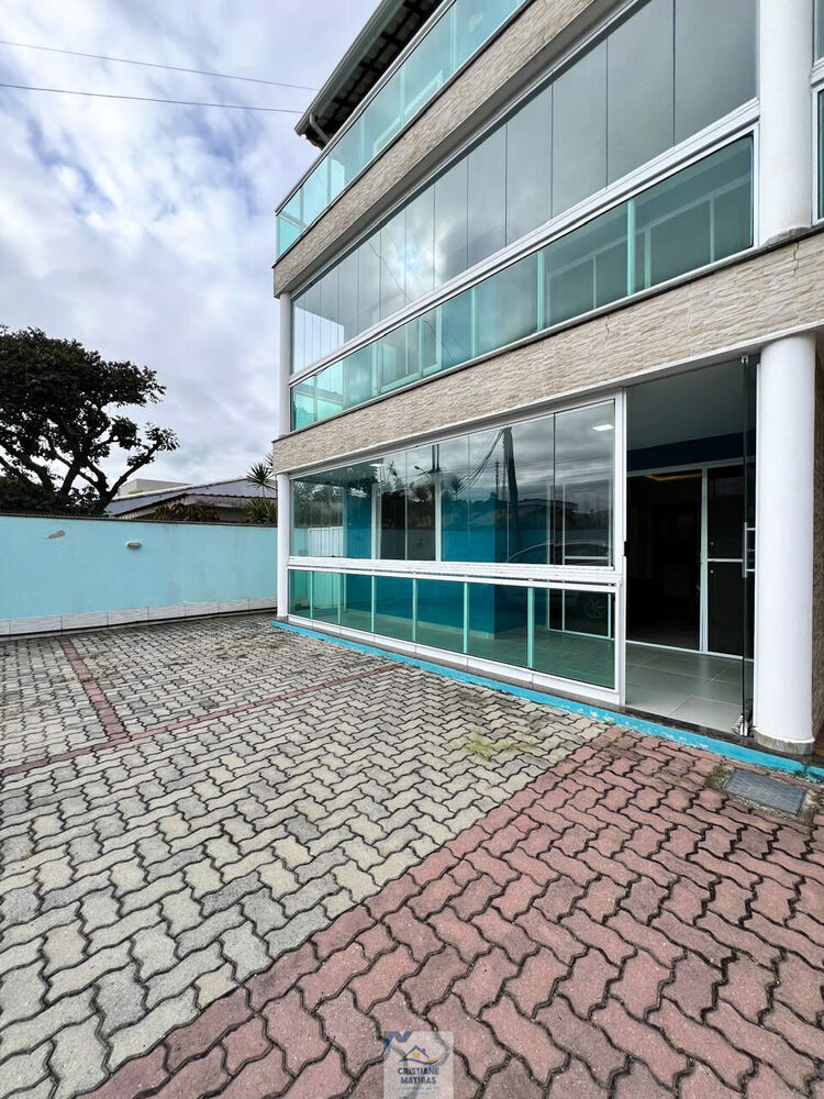 Apartamento à venda com 2 quartos, 80m² - Foto 2