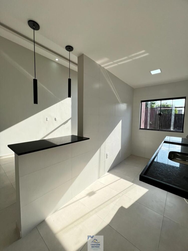 Casa à venda com 3 quartos, 88m² - Foto 4