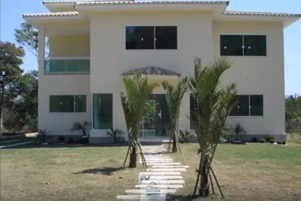 Casa, 4 quartos, 240 m² - Foto 1