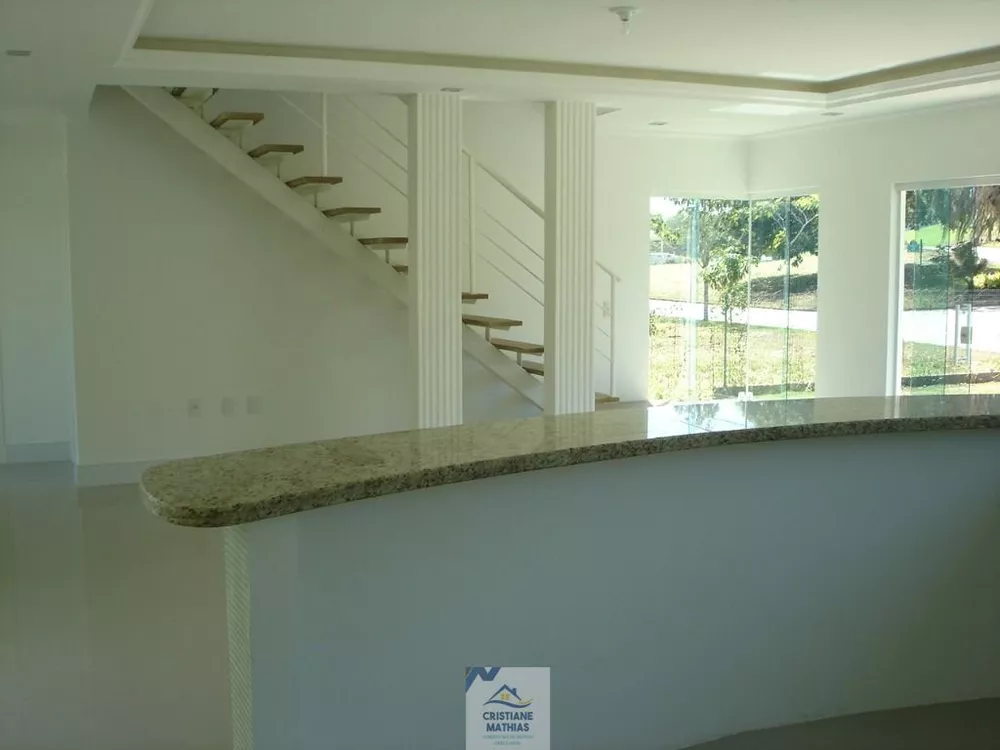 Casa, 4 quartos, 240 m² - Foto 4