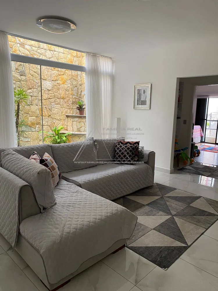 Sobrado, 3 quartos, 662 m² - Foto 2