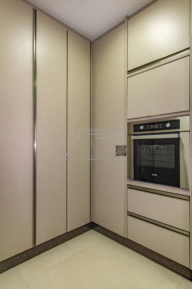 Apartamento, 3 quartos, 205 m² - Foto 1
