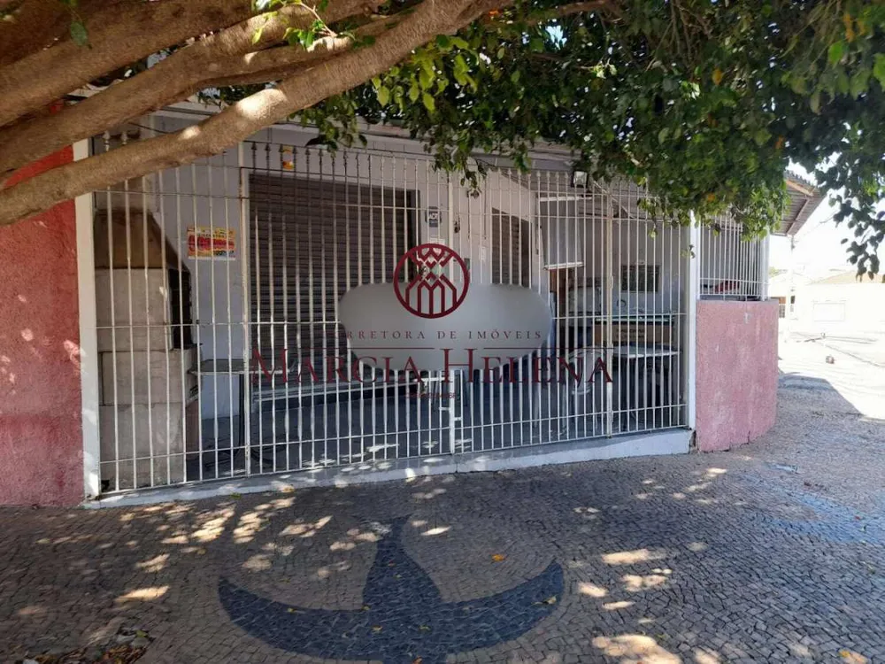 Casa, 3 quartos, 238 m² - Foto 1