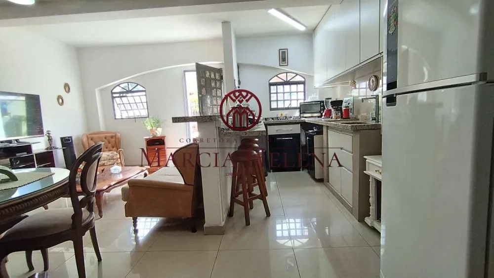 Sobrado, 6 quartos, 245 m² - Foto 11